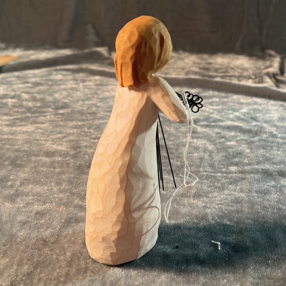 Willow Tree Friendship Figurine - Picture 2 of 3